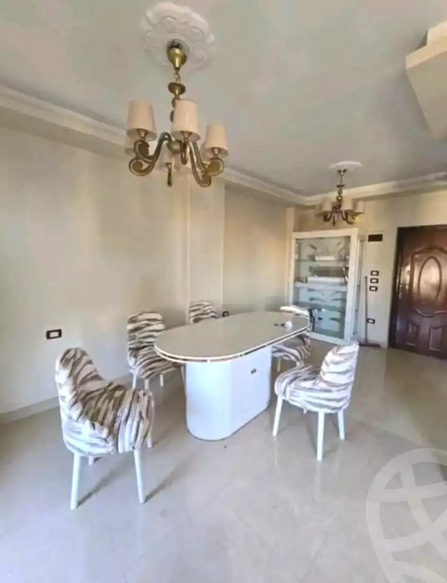 https://aqarmap.com.eg/ar/listing/6686287-for-sale-alexandria-sydy-bshr-sydy-bshr-bhry-shr-mhmd-njyb