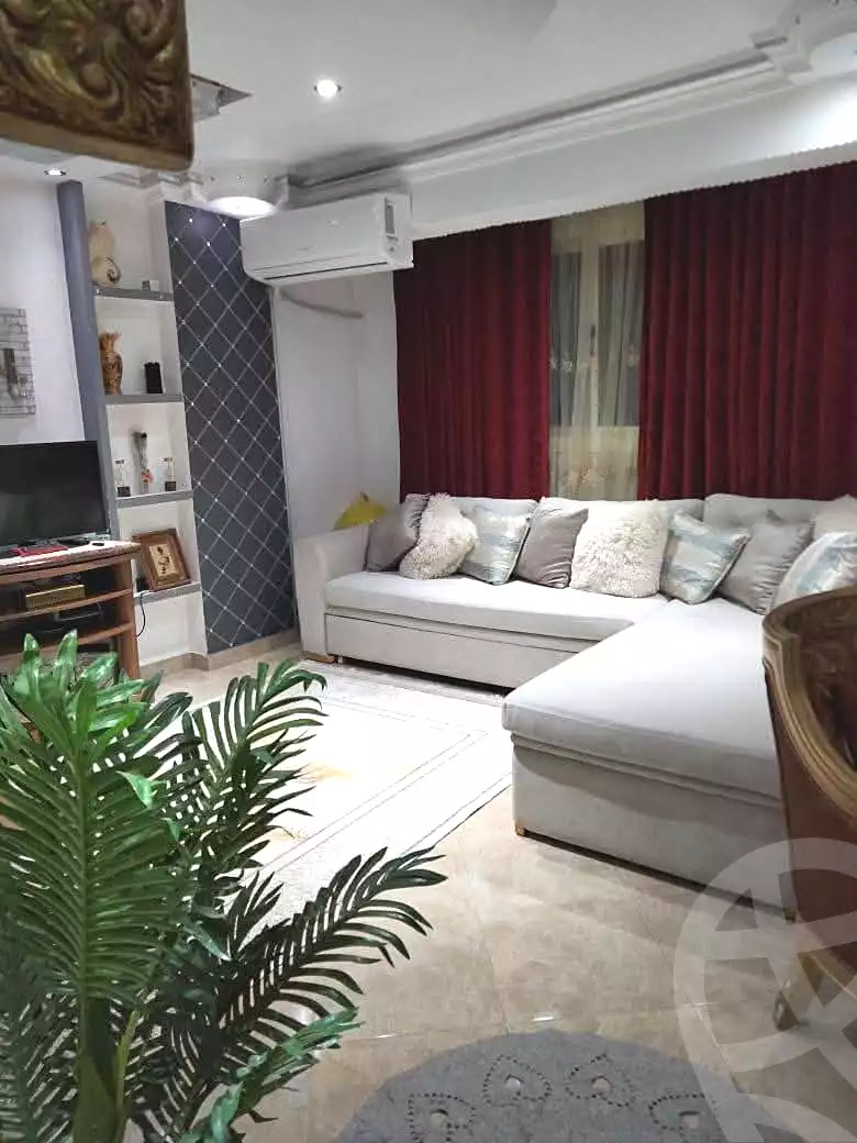 https://aqarmap.com.eg/en/listing/6686265-for-sale-cairo-helwan-zou-el-fekar-basha-st
