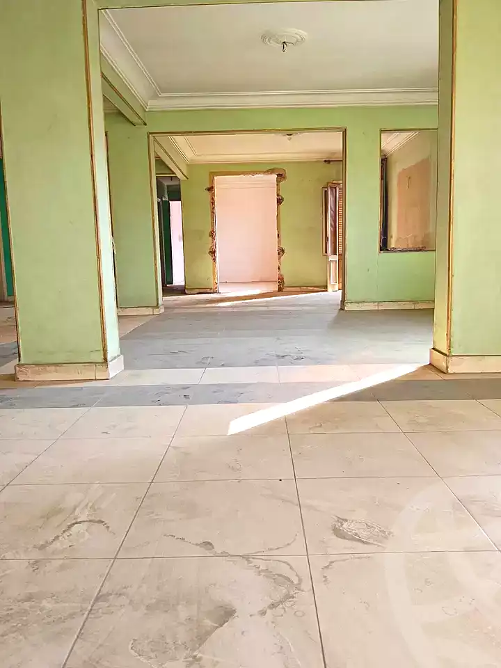 https://aqarmap.com.eg/ar/listing/6686601-for-sale-cairo-helwan-helwan-el-sharkeya-khesro-basha-st