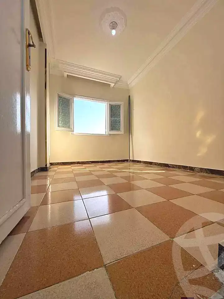 https://aqarmap.com.eg/ar/listing/6686611-for-sale-cairo-helwan-mnshy-yn-hlwn-mansour-st