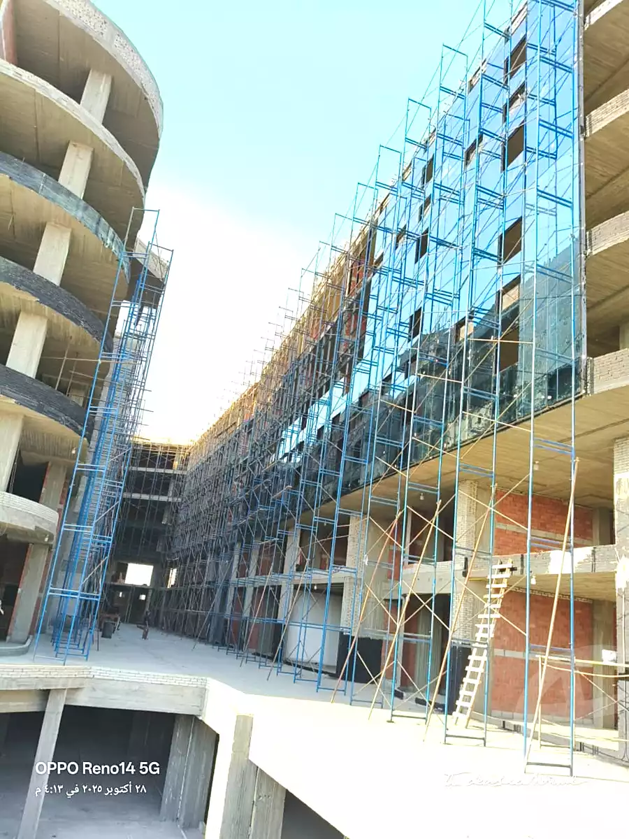 https://aqarmap.com.eg/ar/listing/6687060-for-sale-cairo-el-sheikh-zayed-city-compounds-101-mall-premium