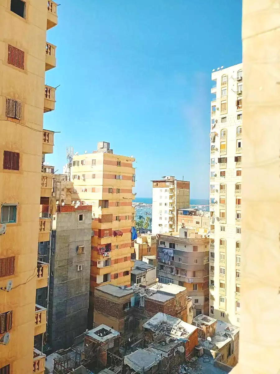 https://aqarmap.com.eg/ar/listing/6688901-for-sale-alexandria-bahray-el-anfoshy-sidi-abou-el-abbas-st