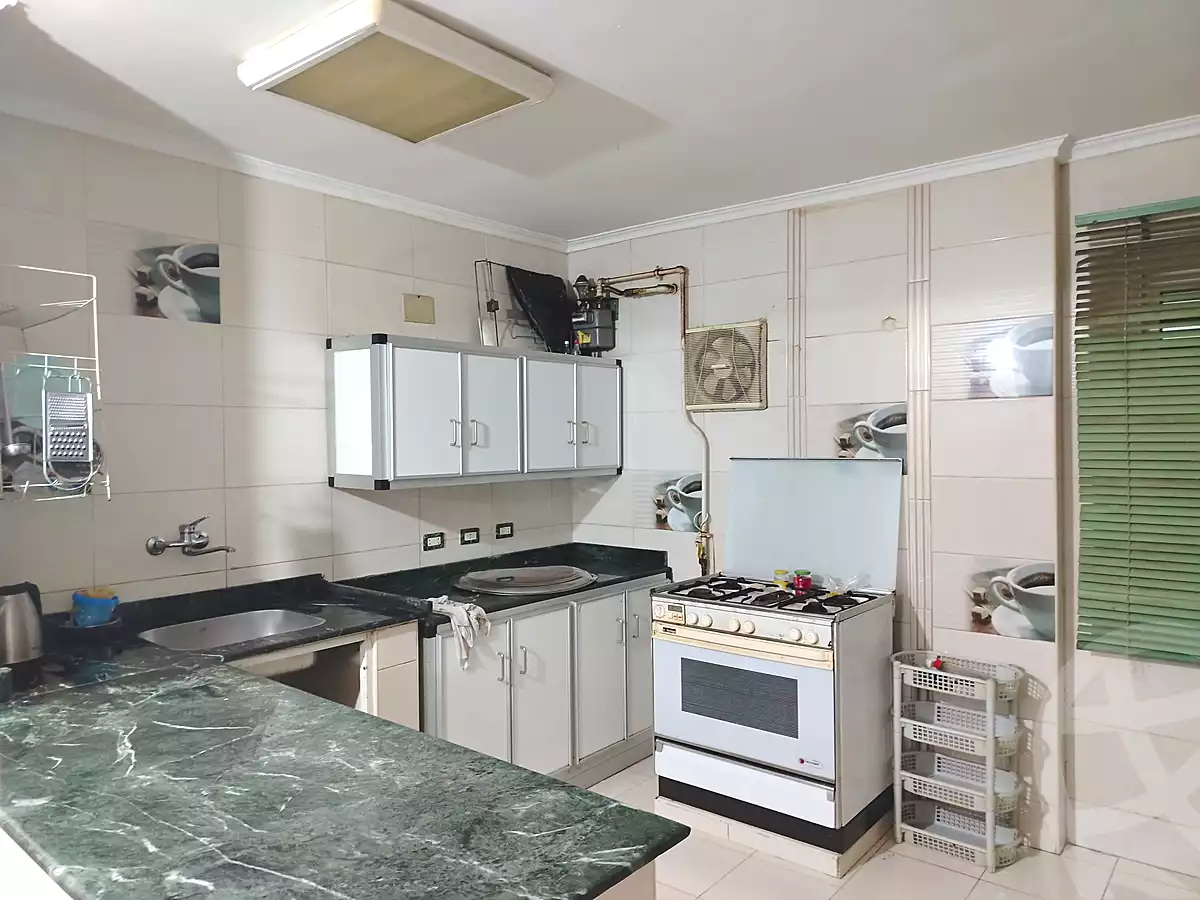 https://aqarmap.com.eg/ar/listing/6689116-for-rent-cairo-6th-of-october-el-hay-el-motamyz-el-motamayez-neighborhood-abdallah-al-nadim-al-zohour-st