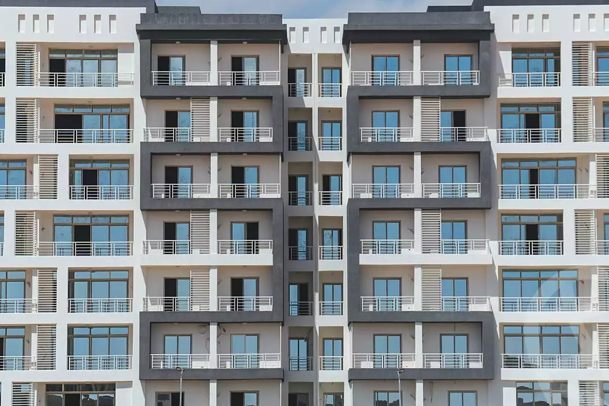 https://aqarmap.com.eg/ar/listing/6690061-for-sale-cairo-new-administrative-capital-r7-the-city-compound-master-group