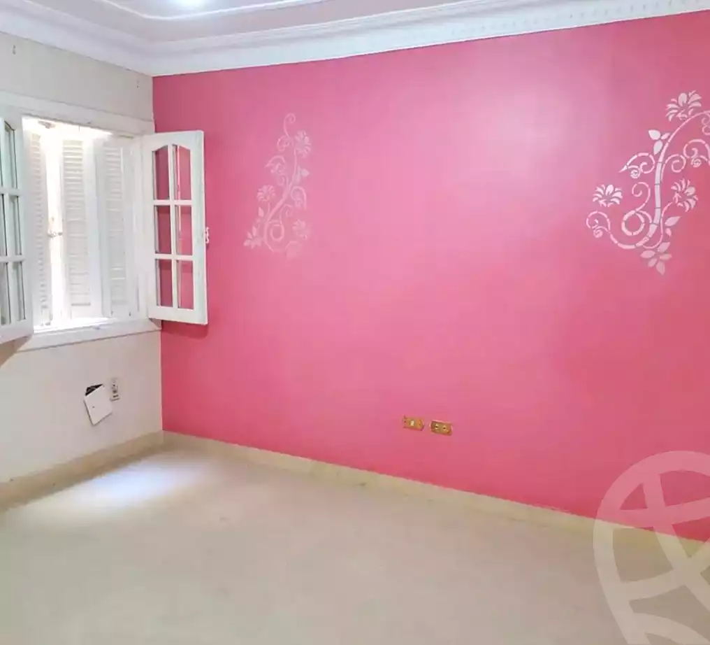 https://aqarmap.com.eg/ar/listing/6690730-for-sale-alexandria-ganaklis-shr-mrtdy-bsh
