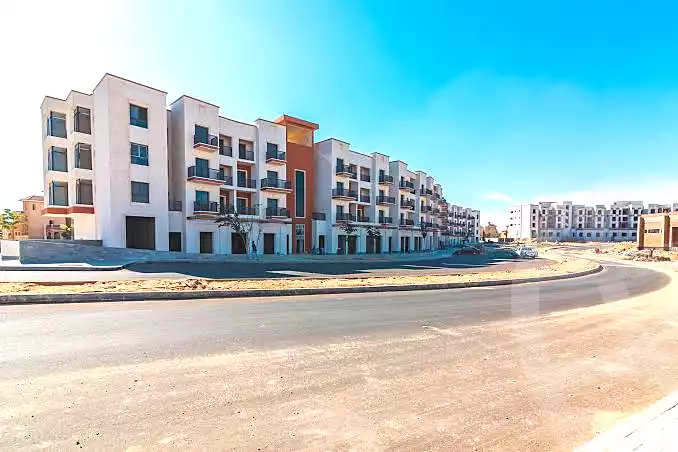 https://aqarmap.com.eg/en/listing/6690740-for-rent-cairo-6th-of-october-compounds-nyoum-october-arab-developmentt