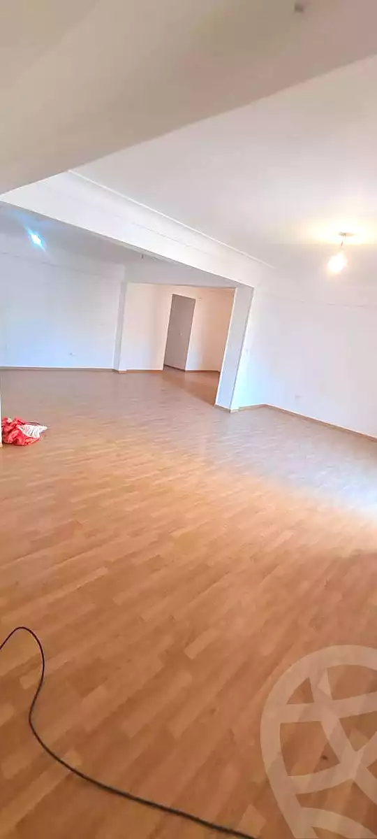 https://aqarmap.com.eg/ar/listing/6692234-for-sale-alexandria-l-jmy-lbytsh-al-samalehy-1-st