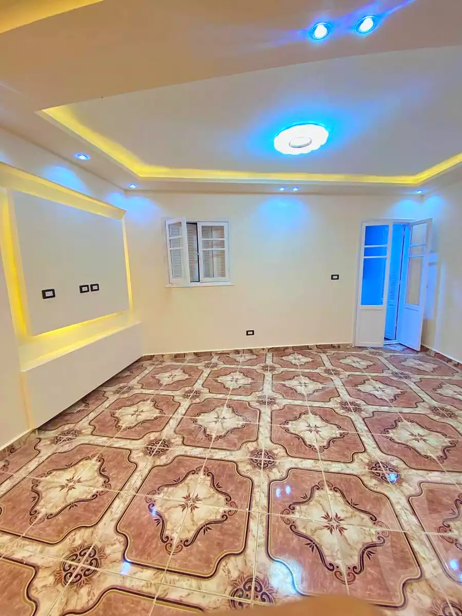 https://aqarmap.com.eg/en/listing/6692353-for-sale-alexandria-lsywf-el-falki