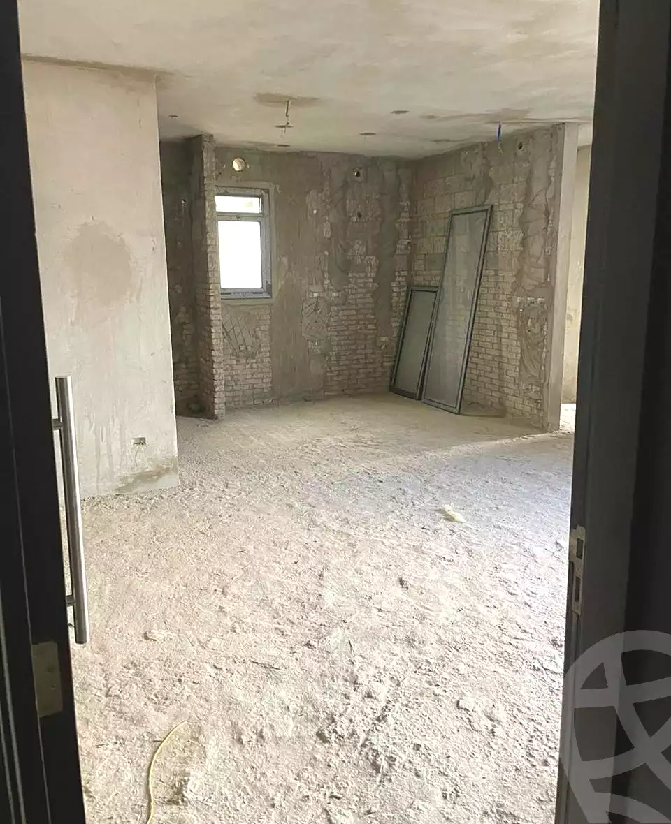 https://aqarmap.com.eg/ar/listing/6692872-for-sale-cairo-el-sheikh-zayed-city-lshykh-zyd-ljdyd-vye