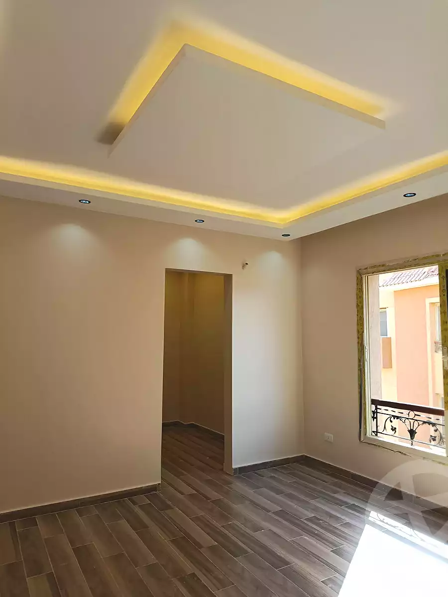 https://aqarmap.com.eg/en/listing/6692918-for-sale-cairo-el-sheikh-zayed-city-compounds-el-khamayel