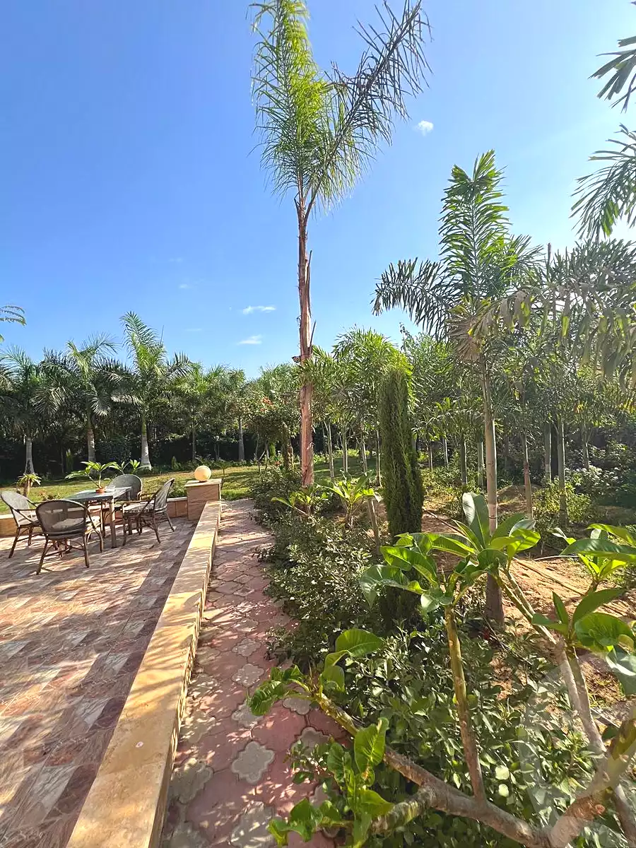 https://aqarmap.com.eg/ar/listing/6692964-for-sale-cairo-el-sheikh-zayed-city-alex-cairo-desert-road-mdyn-sfnks-ljdyd-stella-di-mare-farms
