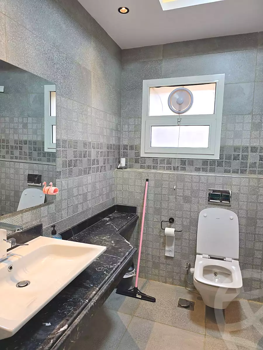 https://aqarmap.com.eg/ar/listing/6693394-for-rent-cairo-6th-of-october-compounds-october-plaza