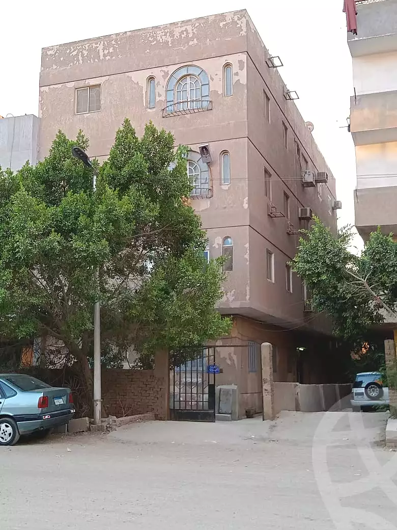 https://aqarmap.com.eg/ar/listing/6693522-for-sale-cairo-helwan-helwan-el-sharkeya-zaki-hawas-st