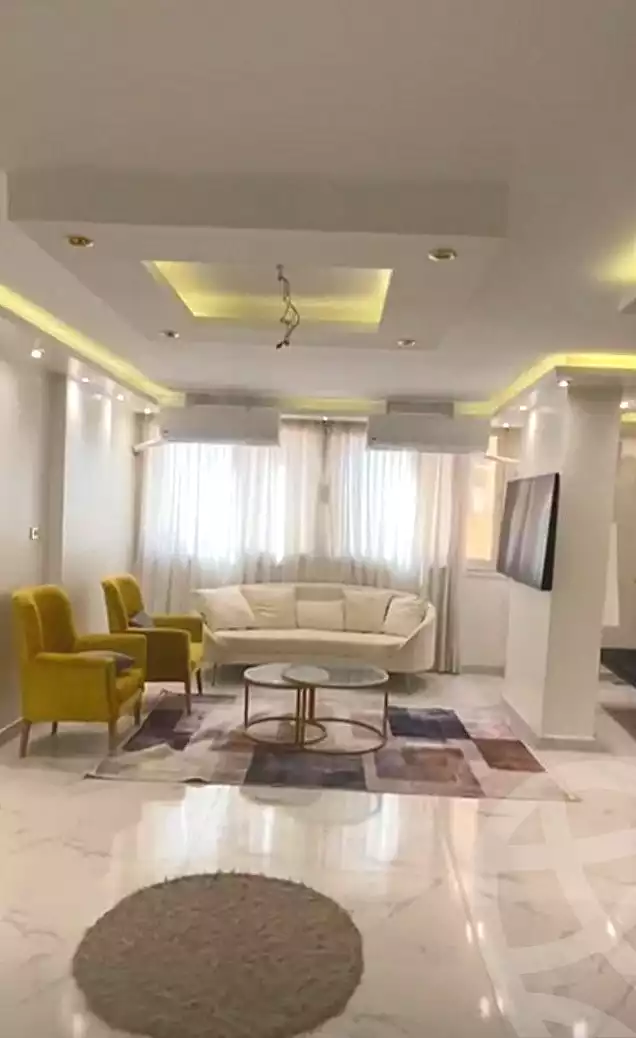 https://aqarmap.com.eg/ar/listing/6693830-for-rent-cairo-el-sheikh-zayed-city-small-investor