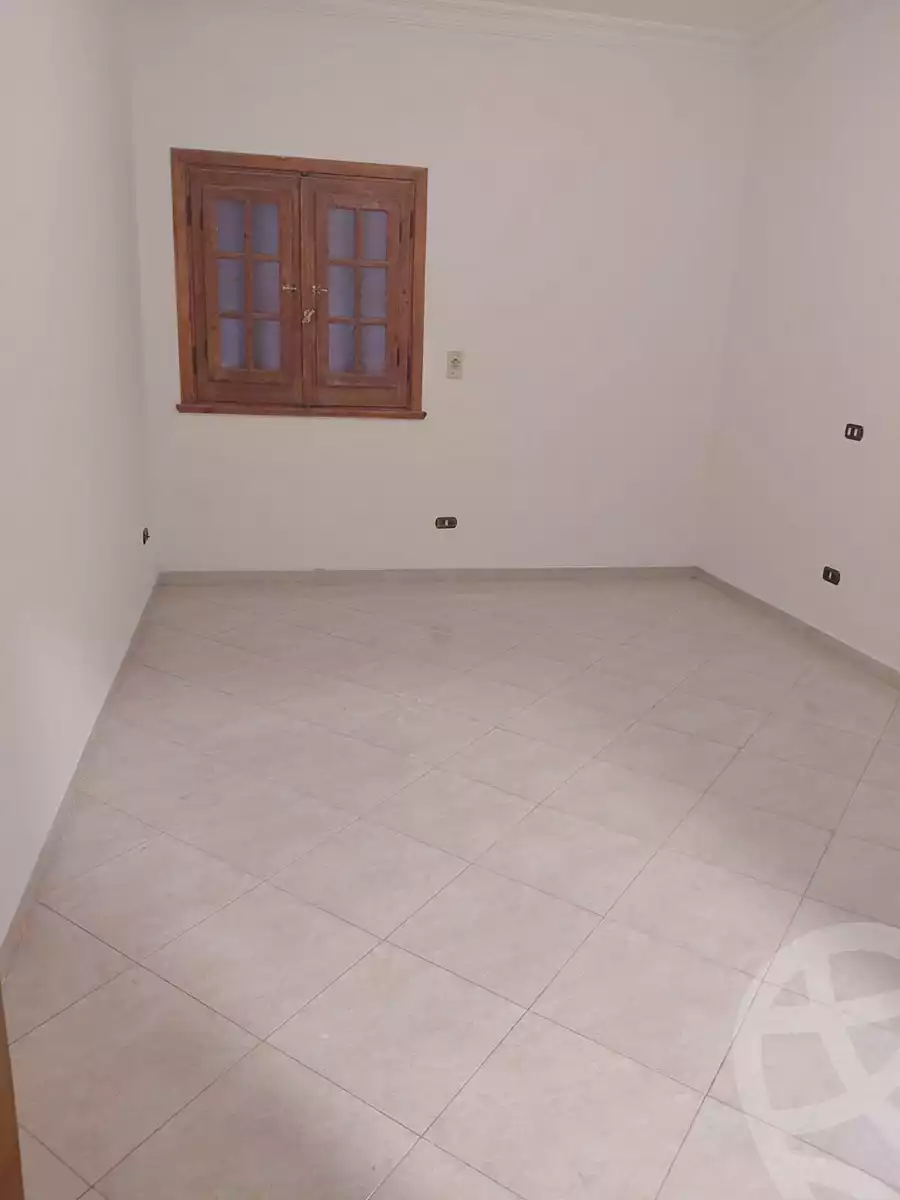 https://aqarmap.com.eg/ar/listing/6694026-for-rent-cairo-new-cairo-first-settlement-neighbourhood-10-el-shaheed-abdul-fattah-ahmed-st