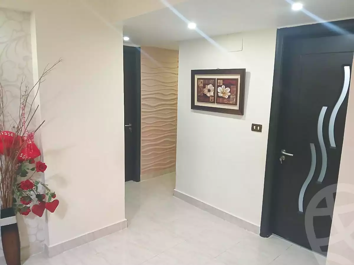 https://aqarmap.com.eg/ar/listing/6694072-for-sale-cairo-6th-of-october-el-ahyaa-neighborhood-4th-neighborhood-3