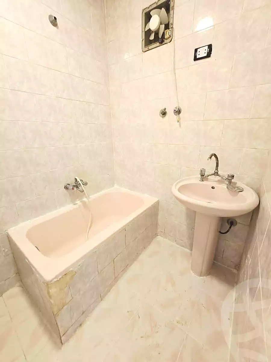 https://aqarmap.com.eg/ar/listing/6694399-for-sale-alexandria-l-jmy-shataa-el-nakheel