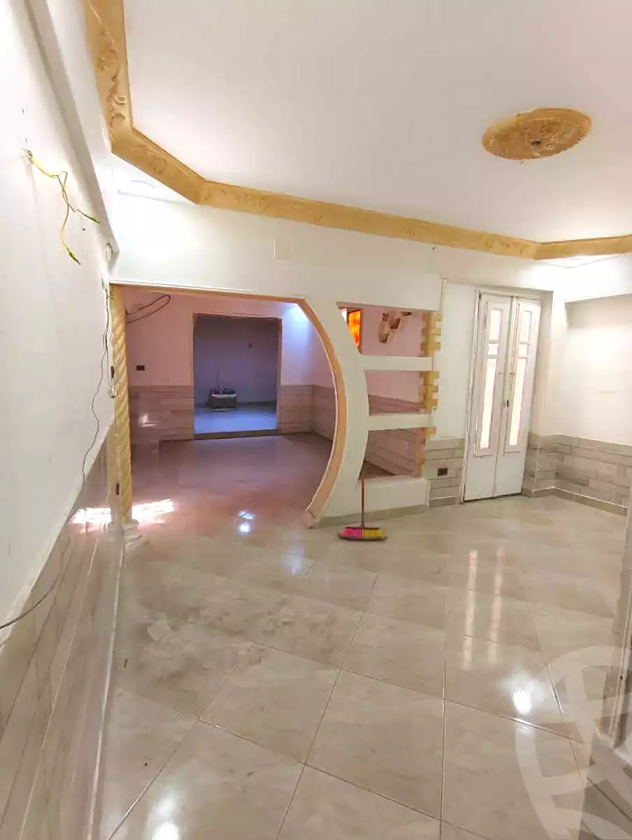 https://aqarmap.com.eg/ar/listing/6695174-for-sale-alexandria-l-jmy-lbytsh-ain-shams-st