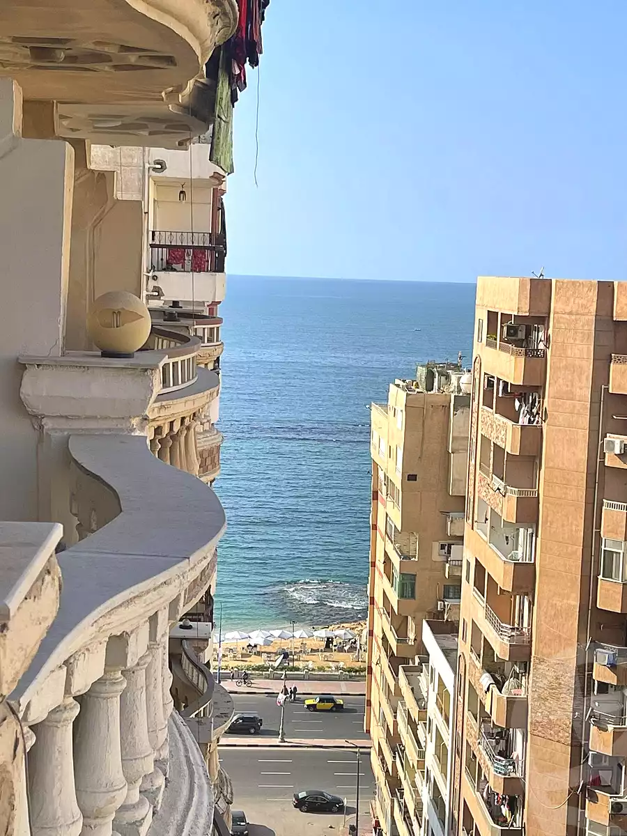 https://aqarmap.com.eg/ar/listing/6695271-for-sale-alexandria-el-asafra-l-sfr-bhry