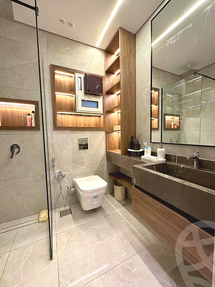https://aqarmap.com.eg/ar/listing/6695684-for-sale-cairo-el-sheikh-zayed-city-compounds-dh-drys