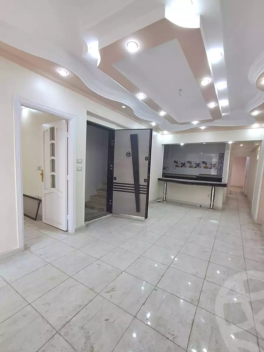 https://aqarmap.com.eg/ar/listing/6695817-for-sale-alexandria-sydy-bshr-sydy-bshr-bhry-khalil-hamada-st