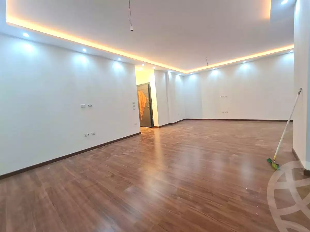 https://aqarmap.com.eg/ar/listing/6695967-for-rent-cairo-new-cairo-el-kornfol-el-kornfol-8