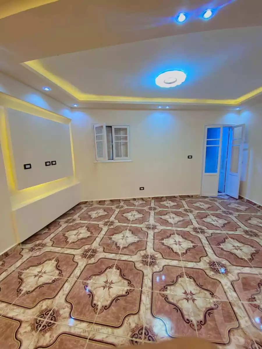 https://aqarmap.com.eg/en/listing/6697018-for-sale-alexandria-lsywf-el-falki