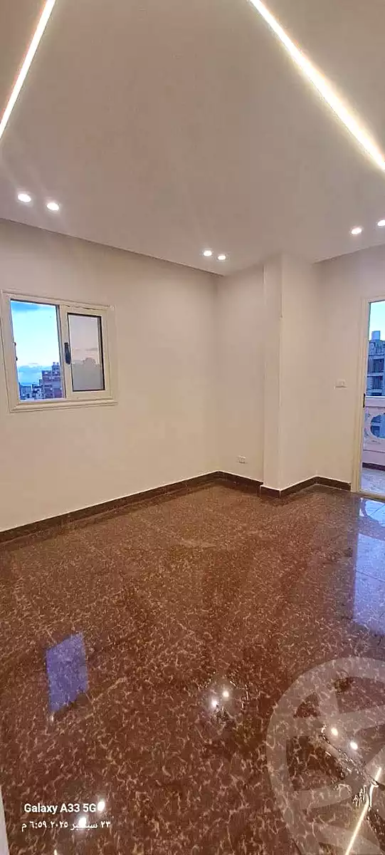 https://aqarmap.com.eg/ar/listing/6697299-for-sale-alexandria-miami-khld-bn-lwlyd