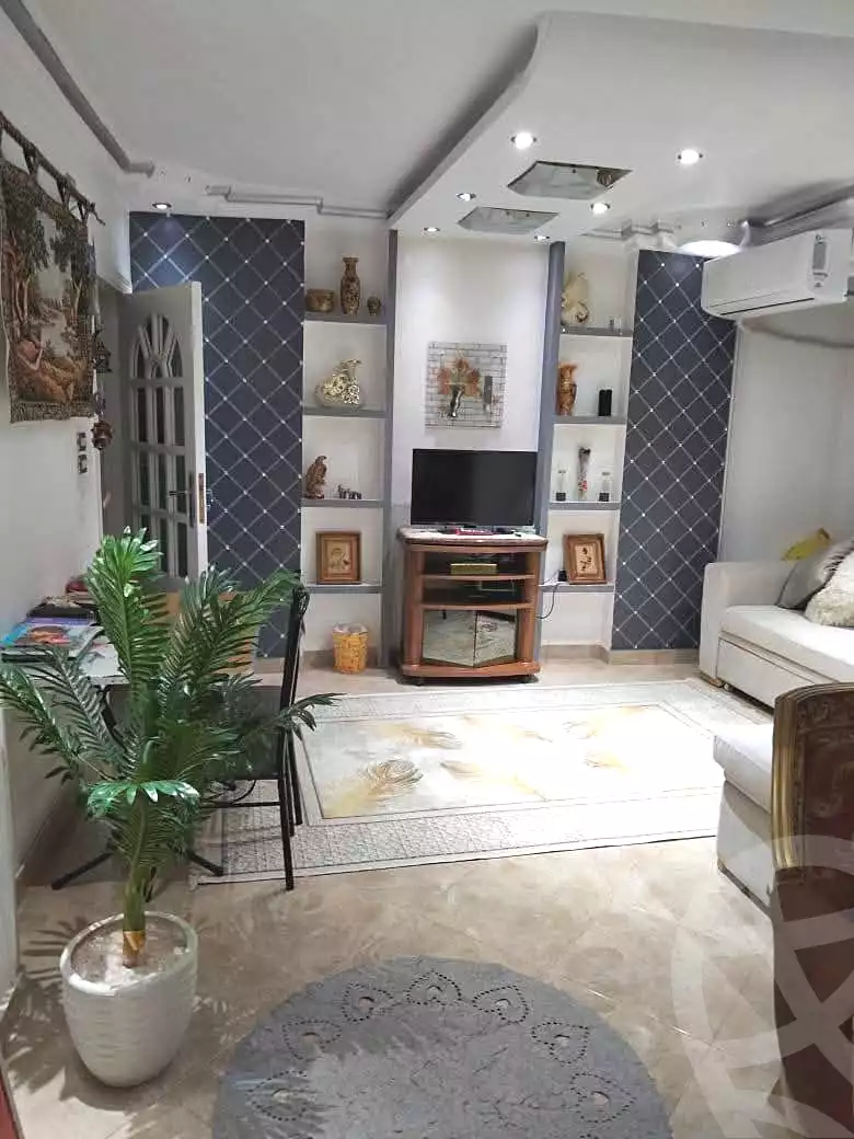 https://aqarmap.com.eg/en/listing/6697343-for-sale-cairo-helwan-zou-el-fekar-basha-st