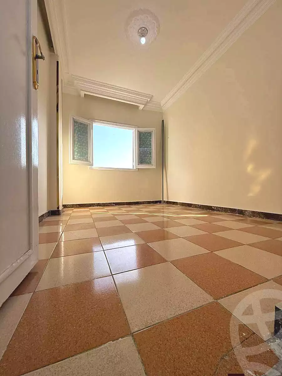 https://aqarmap.com.eg/ar/listing/6697412-for-sale-cairo-helwan-mnshy-yn-hlwn-mansour-st