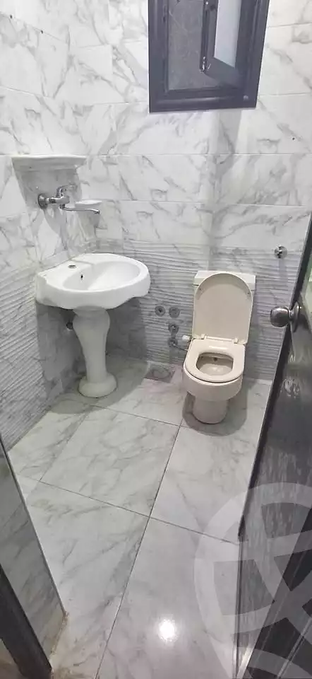 https://aqarmap.com.eg/ar/listing/6697584-for-rent-alexandria-l-jmy-lbytsh-ibrahim-othman-st
