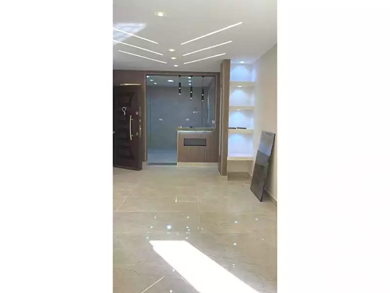 https://aqarmap.com.eg/ar/listing/6697749-for-sale-cairo-new-cairo-madinaty-first-zone-buildings-12th-st.