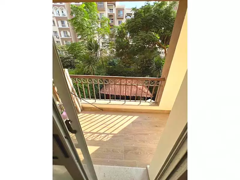 https://aqarmap.com.eg/ar/listing/6697749-for-sale-cairo-new-cairo-madinaty-first-zone-buildings-12th-st.