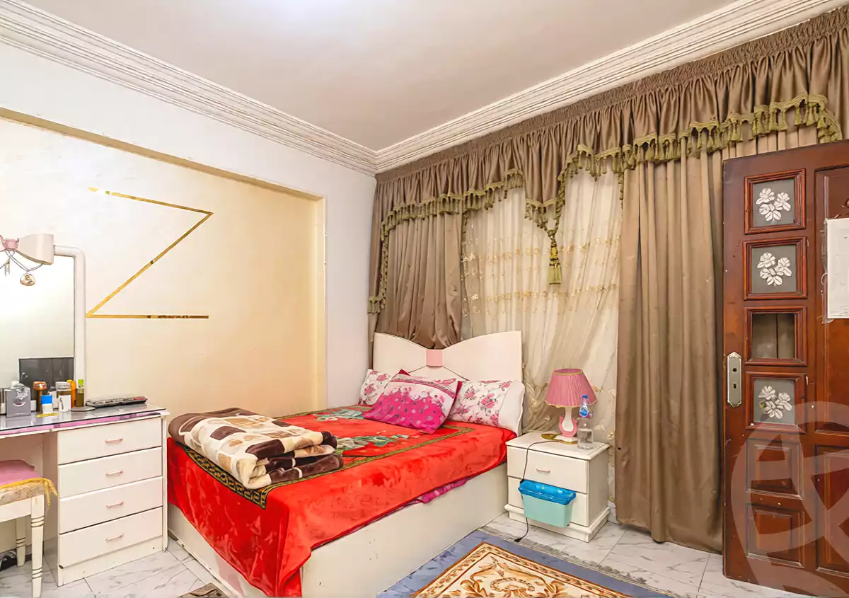 https://aqarmap.com.eg/en/listing/6699912-for-sale-alexandria-sydy-bshr-sydy-bshr-bhry-gamal-abd-el-nasir-st