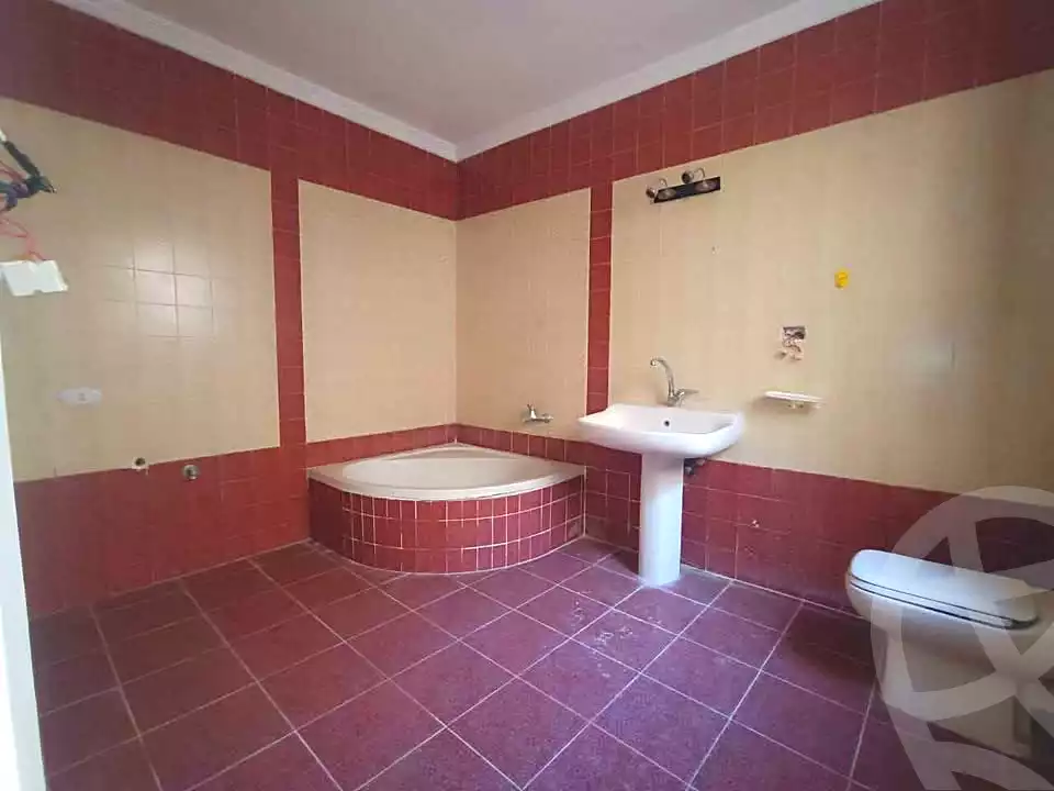 https://aqarmap.com.eg/en/listing/6700077-for-sale-alexandria-zezenia