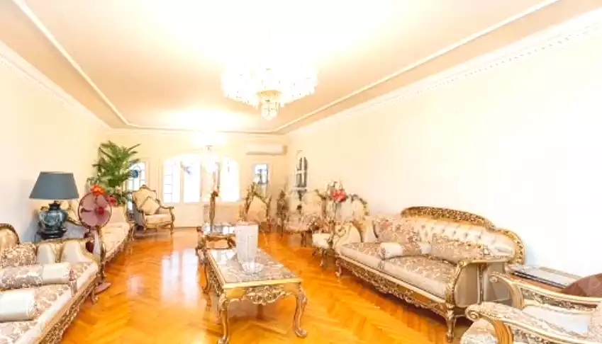 https://aqarmap.com.eg/ar/listing/6701238-for-sale-alexandria-ganaklis-shr-mrtdy-bsh