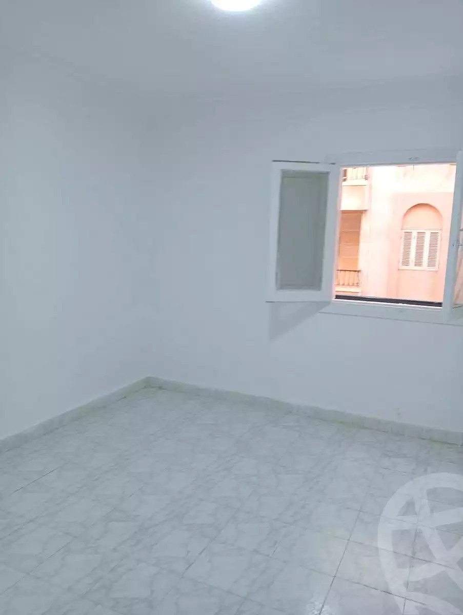 https://aqarmap.com.eg/ar/listing/6701391-for-sale-alexandria-l-jmy-shataa-el-nakheel-street-12