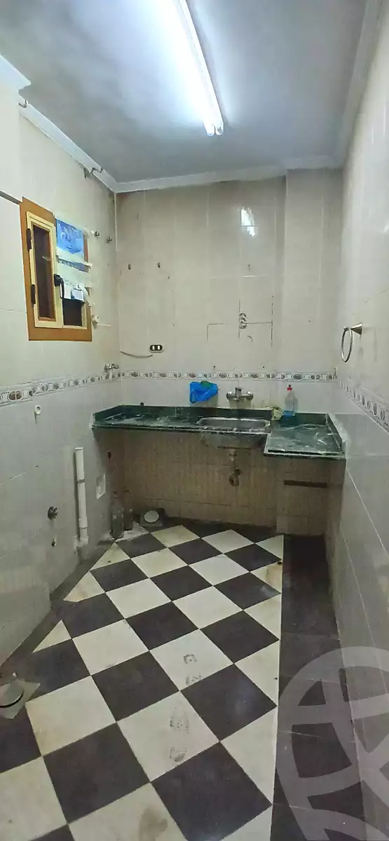 https://aqarmap.com.eg/ar/listing/6701655-for-sale-alexandria-bakoos-al-kamel-st