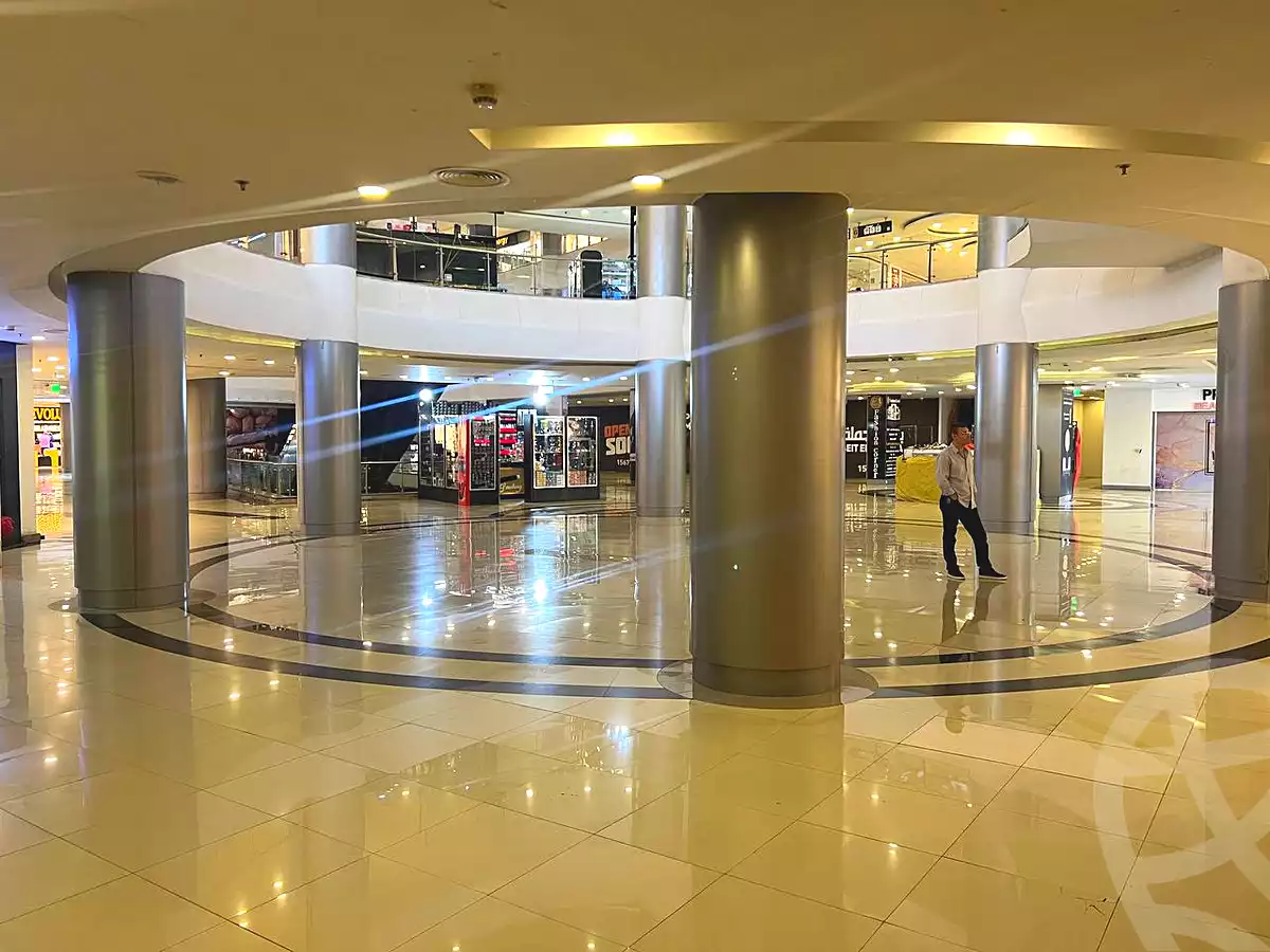 https://aqarmap.com.eg/ar/listing/6701888-for-sale-cairo-new-cairo-first-settlement-mhwr-mstfy-kml