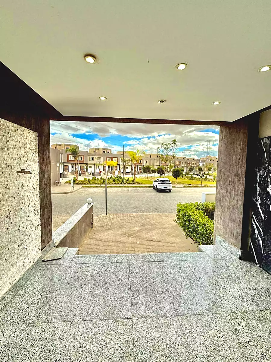 https://aqarmap.com.eg/ar/listing/6702231-for-sale-cairo-6th-of-october-hadaeq-october-kmbwnd-fy-hdyq-ktwbr-rock-eden-compound