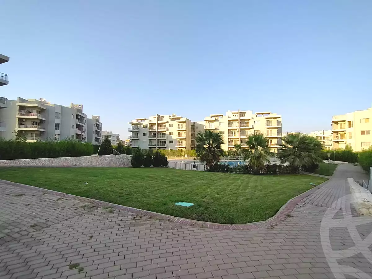 https://aqarmap.com.eg/ar/listing/6702353-for-sale-cairo-el-sheikh-zayed-city-compounds-dh-drys