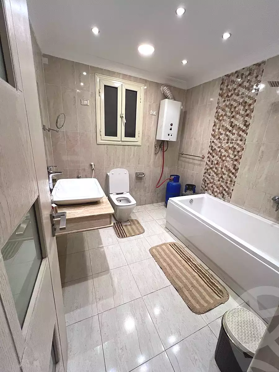 https://aqarmap.com.eg/ar/listing/6703109-for-rent-cairo-manial-el-rawda-st