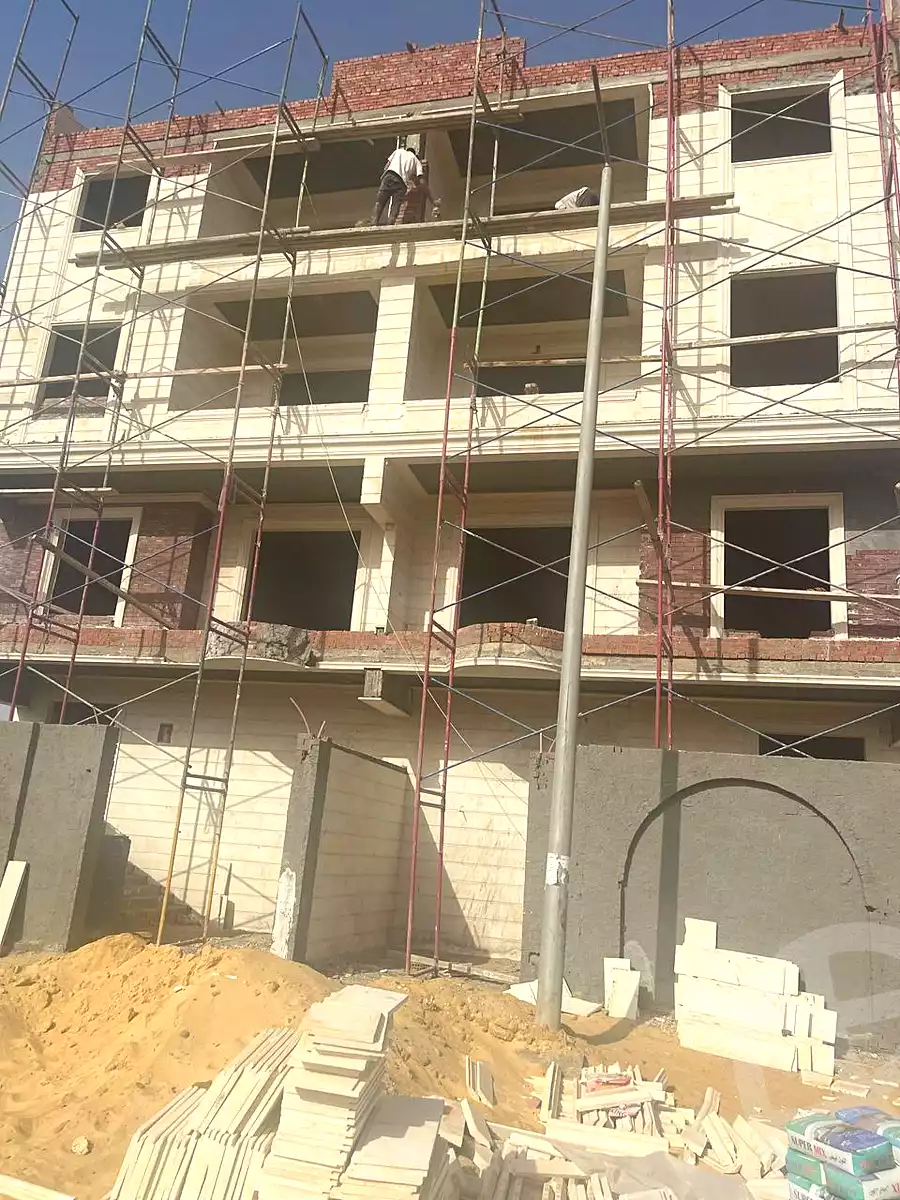 https://aqarmap.com.eg/ar/listing/6703623-for-sale-cairo-al-oubour-el-hay-el-sades-imam-abo-hanifa-el-noaman-st