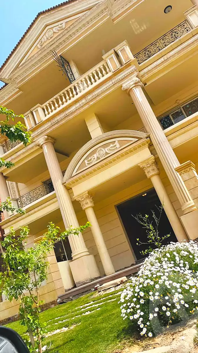 https://aqarmap.com.eg/ar/listing/6703711-for-sale-cairo-new-cairo-gharb-el-golf-alaa-elsaadany-st