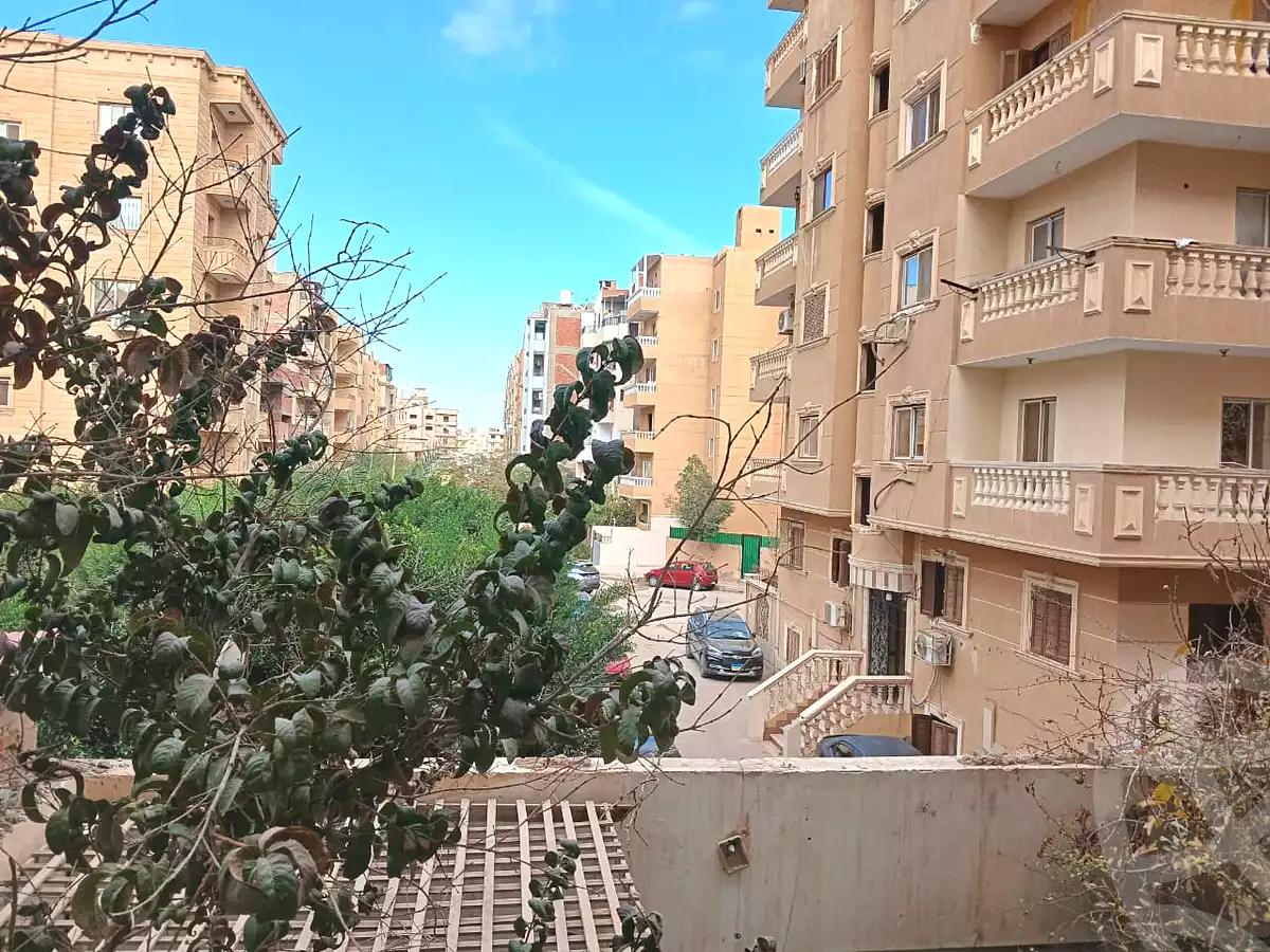 https://aqarmap.com.eg/ar/listing/6704175-for-sale-cairo-6th-of-october-el-ahyaa-neighborhood-4th-neighborhood-3