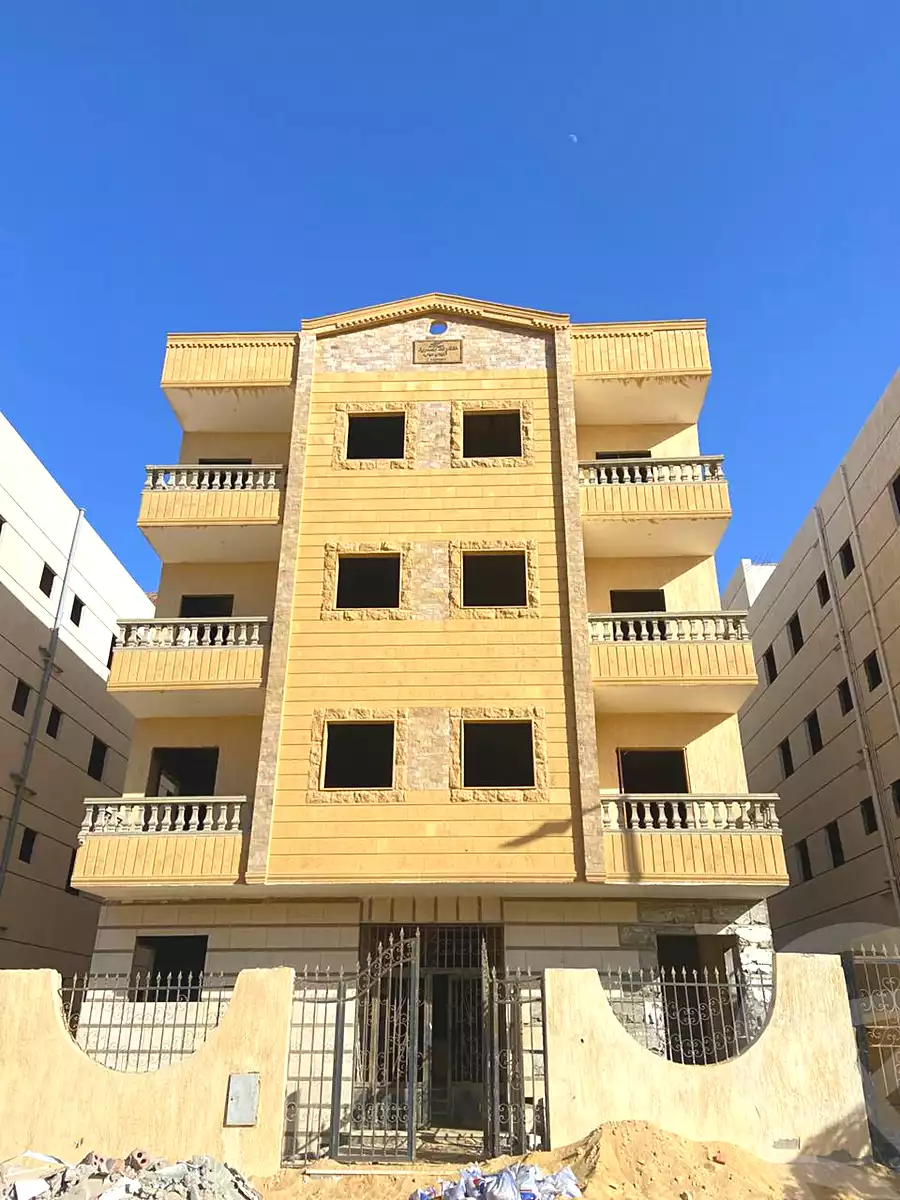 https://aqarmap.com.eg/en/listing/6704194-for-sale-cairo-badr-city-hai-el-ashgar-featured-neighborhood-el-imam-el-bokhary-st