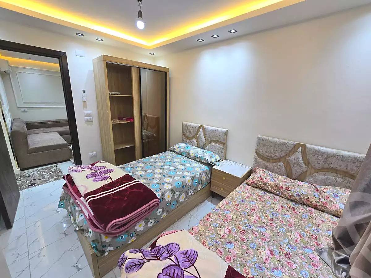 https://aqarmap.com.eg/ar/listing/6704690-for-rent-cairo-6th-of-october-el-ahyaa-neighborhood-1st-sixth-neighborhood