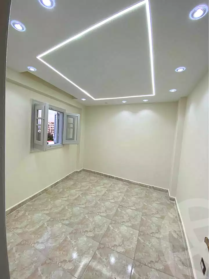 https://aqarmap.com.eg/ar/listing/6704802-for-sale-alexandria-l-jmy-lbytsh-ibrahim-othman-st