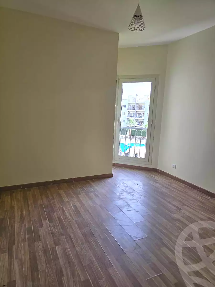 https://aqarmap.com.eg/en/listing/6704980-for-sale-cairo-el-sheikh-zayed-city-compounds-dh-drys