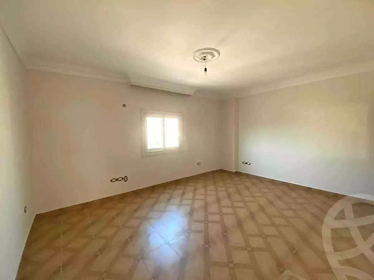 https://aqarmap.com.eg/ar/listing/6704981-for-rent-cairo-new-cairo-sharq-el-akadamiya-al-tahrir-st